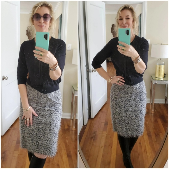 SOLD WORTH Cassic Pencil Skirt...Amazing Fabric! - Picture 7 of 7